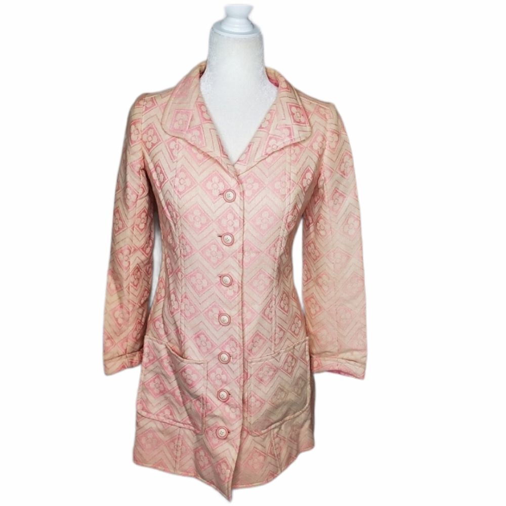 VINTAGE 60s Neiman Marcus peacoat made in Italy pink tapestry S